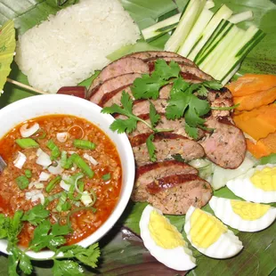 Chiang Mai Sausage and Dip