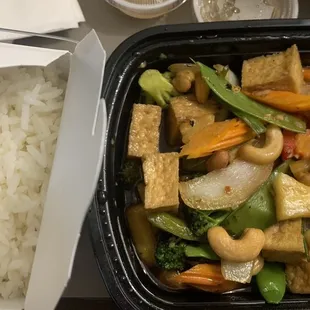Tofu cashew stir fry with jasmine rice