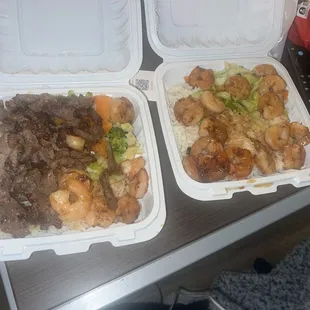 The other customers&apos; food ‍ smells amazing but I can&apos;t eat it.