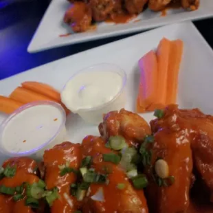 Sriracha and Buffalo wings