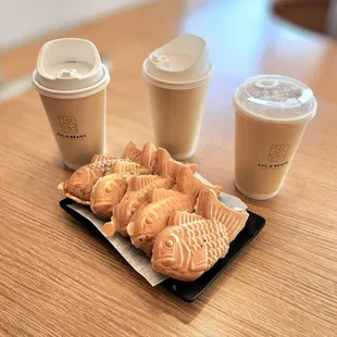 Lattes, Americano, and bung-uh-bbangs