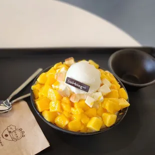 Mango apple cheese sulbing
