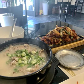 Spicy Pork with Lettuce Wrap