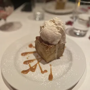 Banana bread pudding