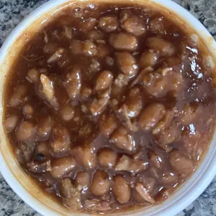 Baked beans with smoked pork