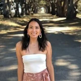 Lisa E.