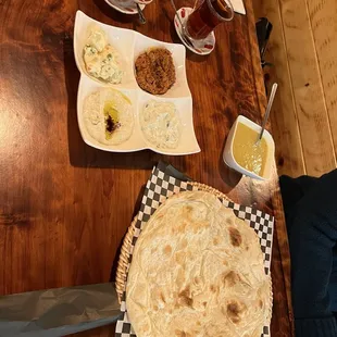 The complementary appetizers that come with the plate