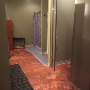 Large men's locker room!