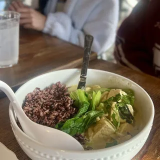 Green Curry of Tofu with Rice