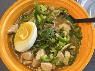 Daniel's Poke & Ramen