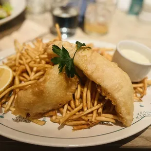 Fish &apos;N&apos; Chips