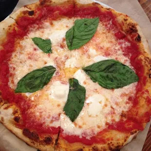 Delicious thin crust pizza!