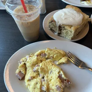 iced toffee crunch &amp; pumpkin latte ham scram &amp; cinnamon roll