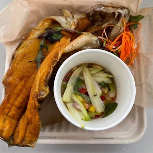 Yum Turmeric Trout with green apple salsa.