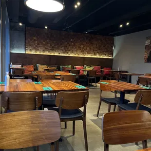 Seating area, dinner time.