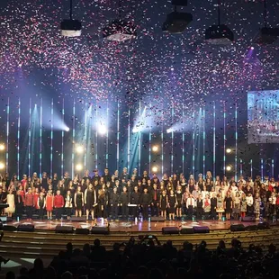 Big show!  Big finale!