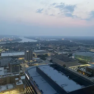 Excellent views of Tulsa, the location is just amazing only to be topped by the food.