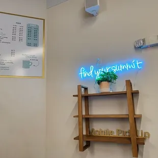 Menu and mobile pick-up shelve.