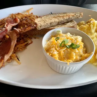 Summit Original Breakfast