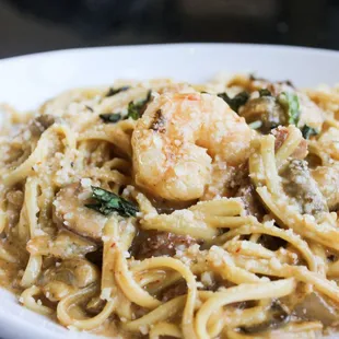 pasta dish, pasta, food