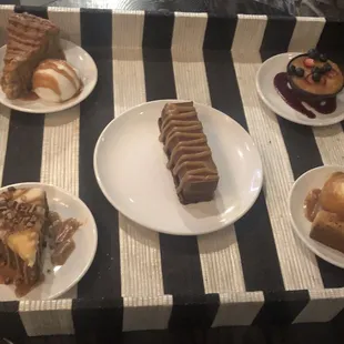 Dessert tray