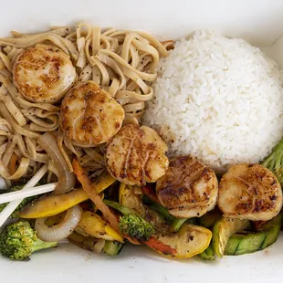 Hibachi Scallops w steam rice.