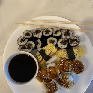 Shiitake maki, tamago, tofu teriyaki roll