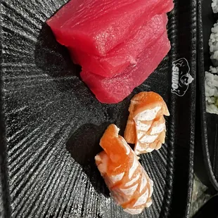 Tuna and salmon sashimi I don&apos;t like the skin white stuff on it