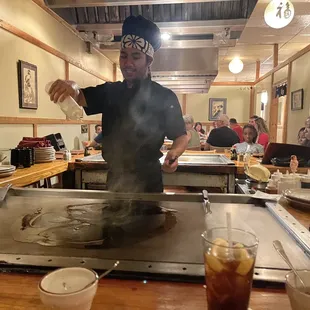 sushi and sashimi, interior