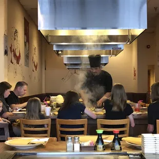 Hibachi grill