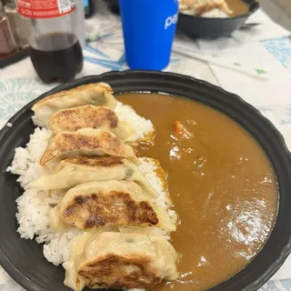 60. Gyoza Curry Rice