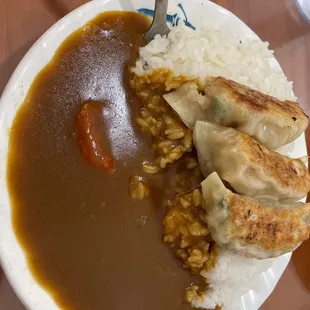 Mini Gyoza Curry Rice