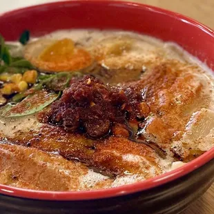 Black Garlic Tonkotsu