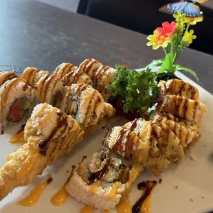 Spicy Tuna Roll Lion king roll