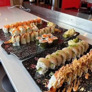 Salmon roll, crunch roll, Washington roll, salmon love roll, red crunch roll