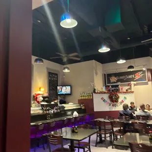 Interior/sushi bar