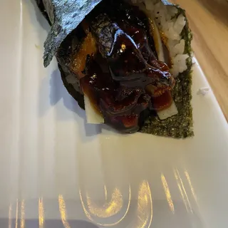 Salmon Hand Roll