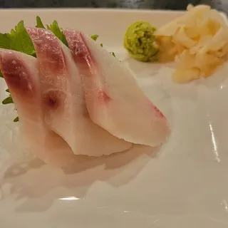 Hamachi Sashimi