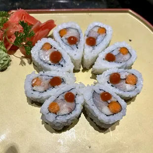 Yellowtail roll with yam Gogo and cucumber