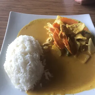 Yellow Curry Chicken Lunch