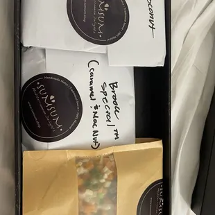Beautifully boxed Havla &amp; mango tea