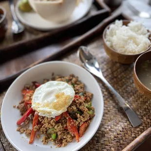 Pad Gra Pow - Spicy Basil