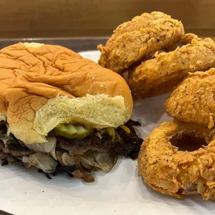 Cheeseburger and Onion Rings