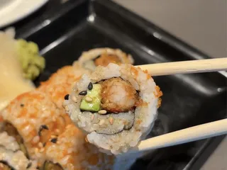 Tsunami Sushi