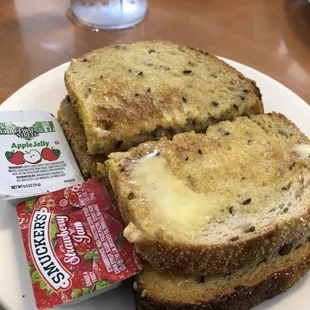 a grilled cheese sandwich