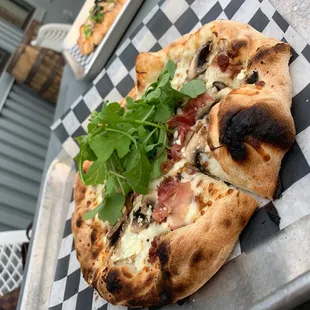 Figgy Piggy Pizza