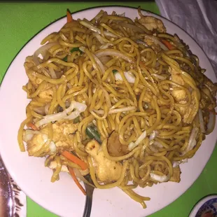 Chicken Lo Mein