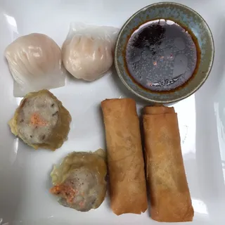 Beef, Pork and Shrimp Rice Noodle