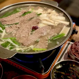 Brisket hot pot for brunch!!