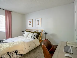 Treehouse Apartments